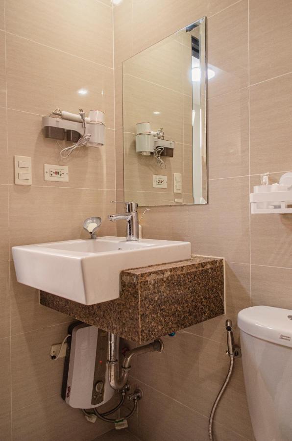 Cozy And Classy Studio Across Airport Terminal 3 Pasay Extérieur photo